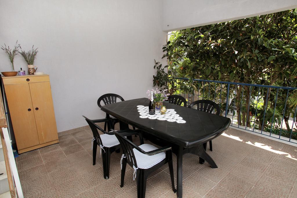 Apartments Irena Трогир Экстерьер фото