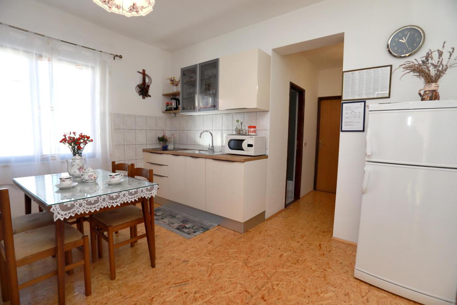 Apartments Irena Трогир Экстерьер фото